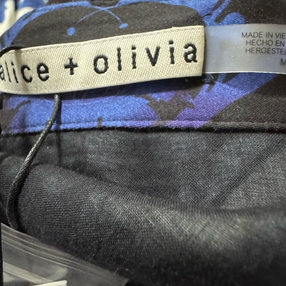 Alice + Olivia Navy and White Floral Mini Dress - Picture 11 of 16
